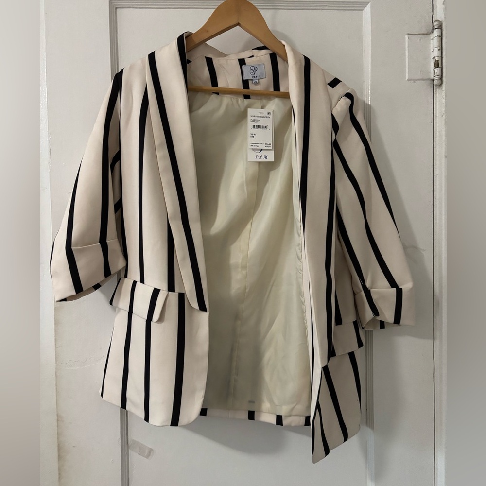 PLM jacket size xs Nordstrom’s need with tags white and block stripped